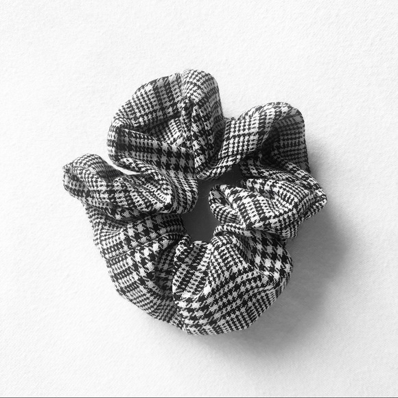 Urban Outfitters Accessories - 🚫 SOLD 🚫